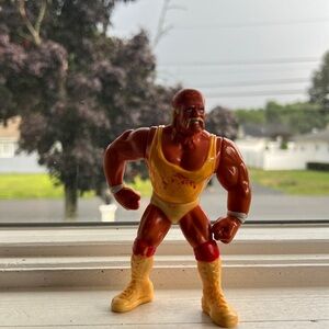 1991 WWE hulk hogan movable action figure